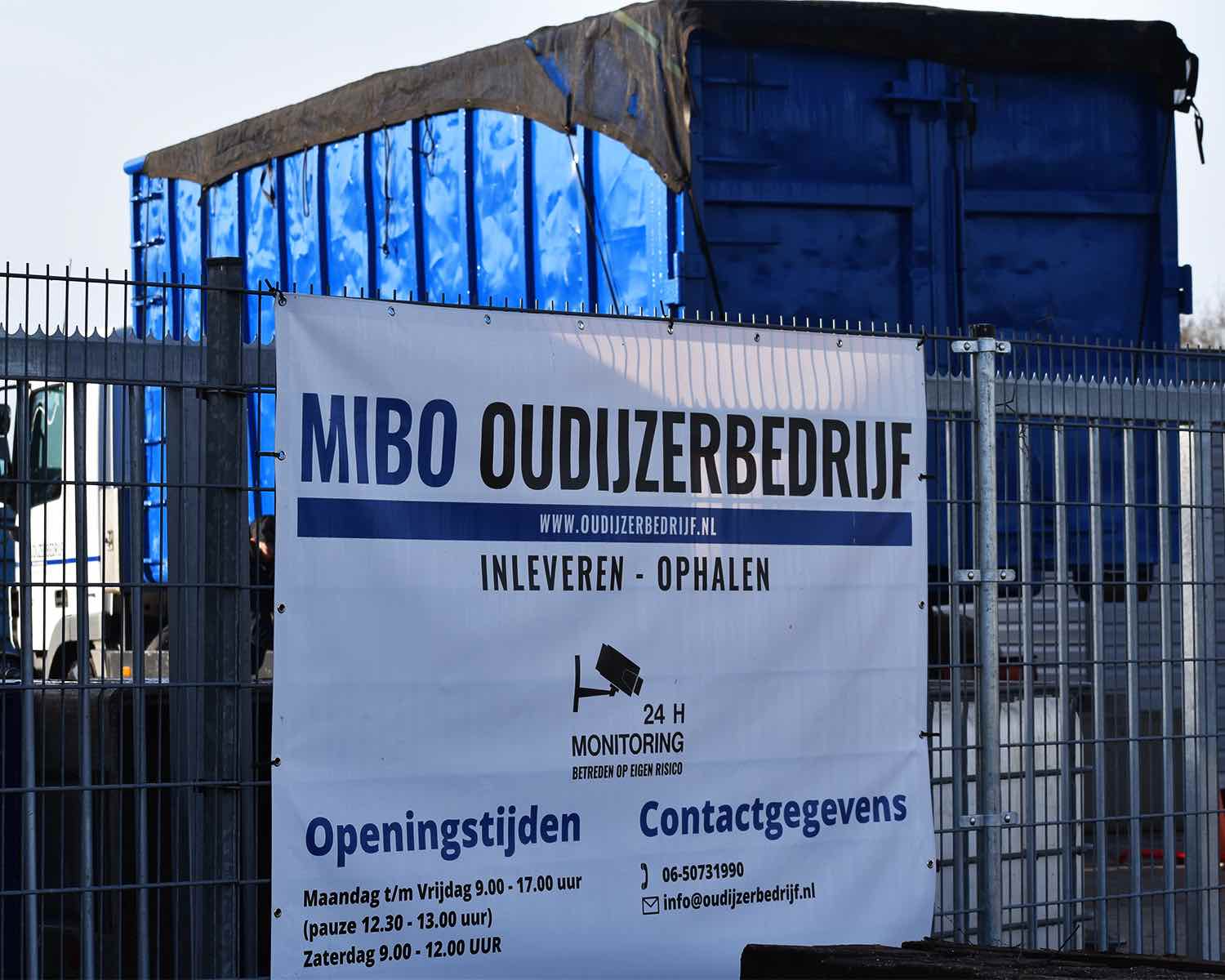 Mibo-oudijzerbedrijf-ingang